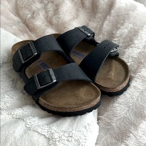 Birkenstock black sandal brand new never worn 36